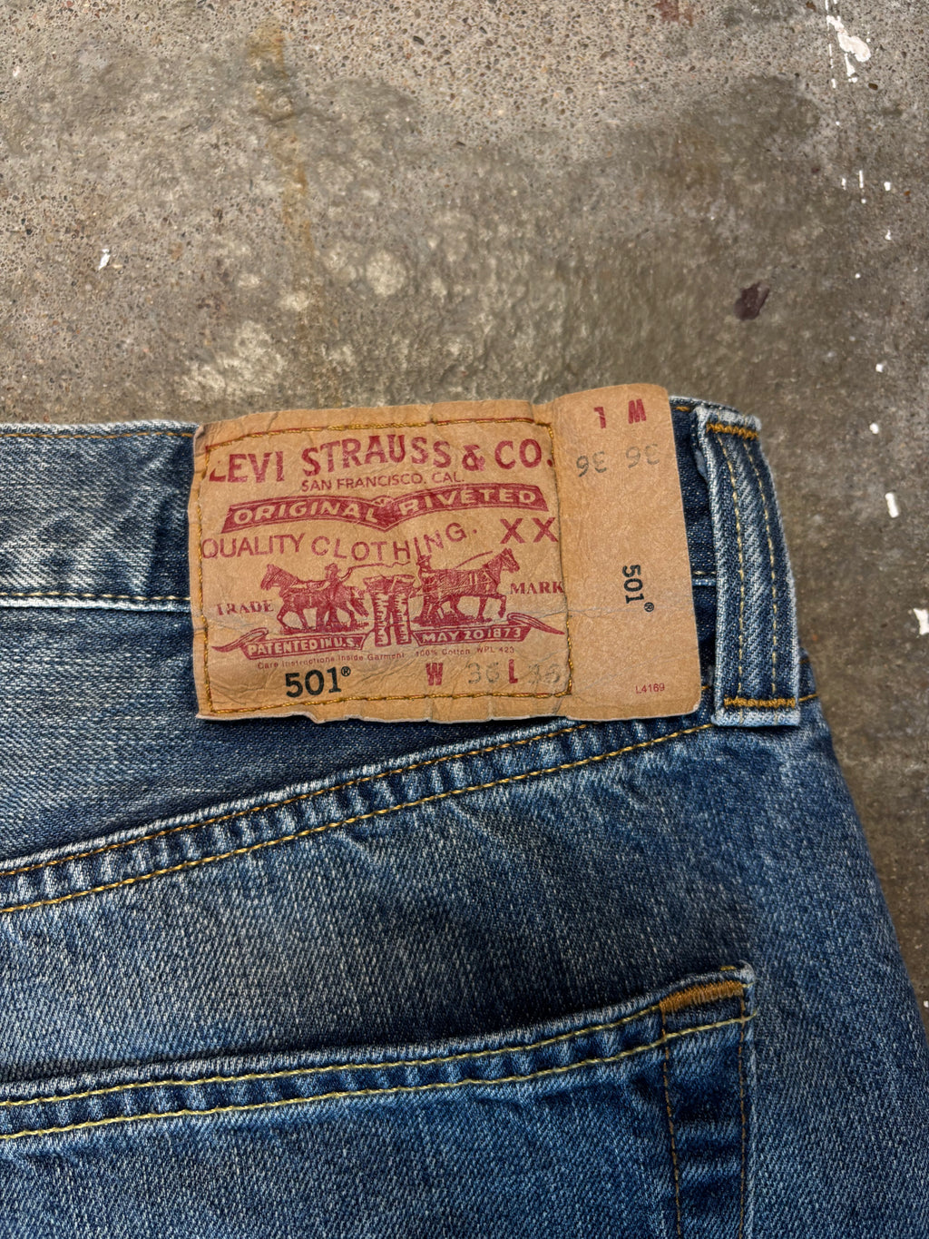 Vintage Levis 501 W 36 L 32