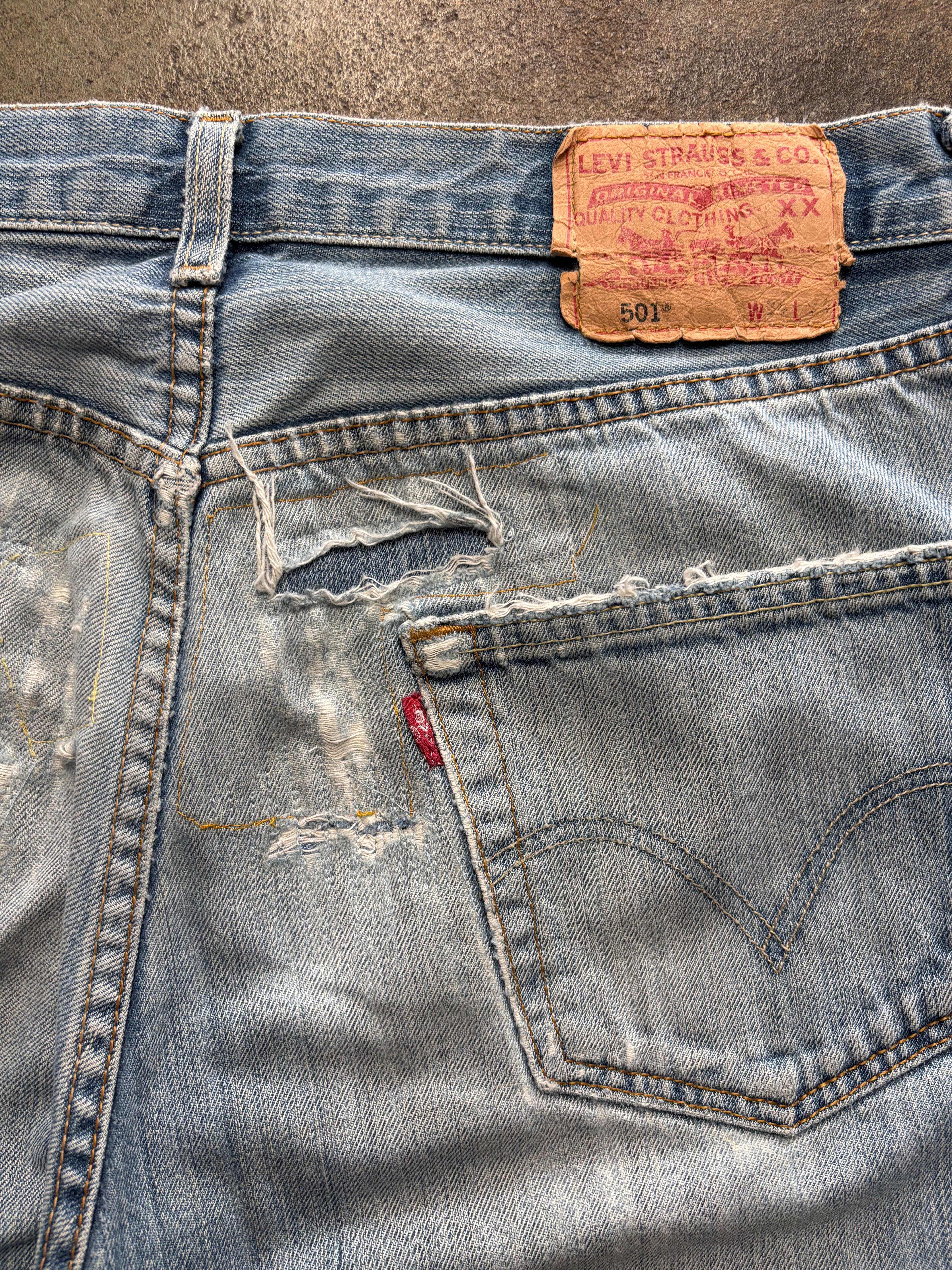 Vintage Distressed & Repaired Levis 501 W 34 L 34