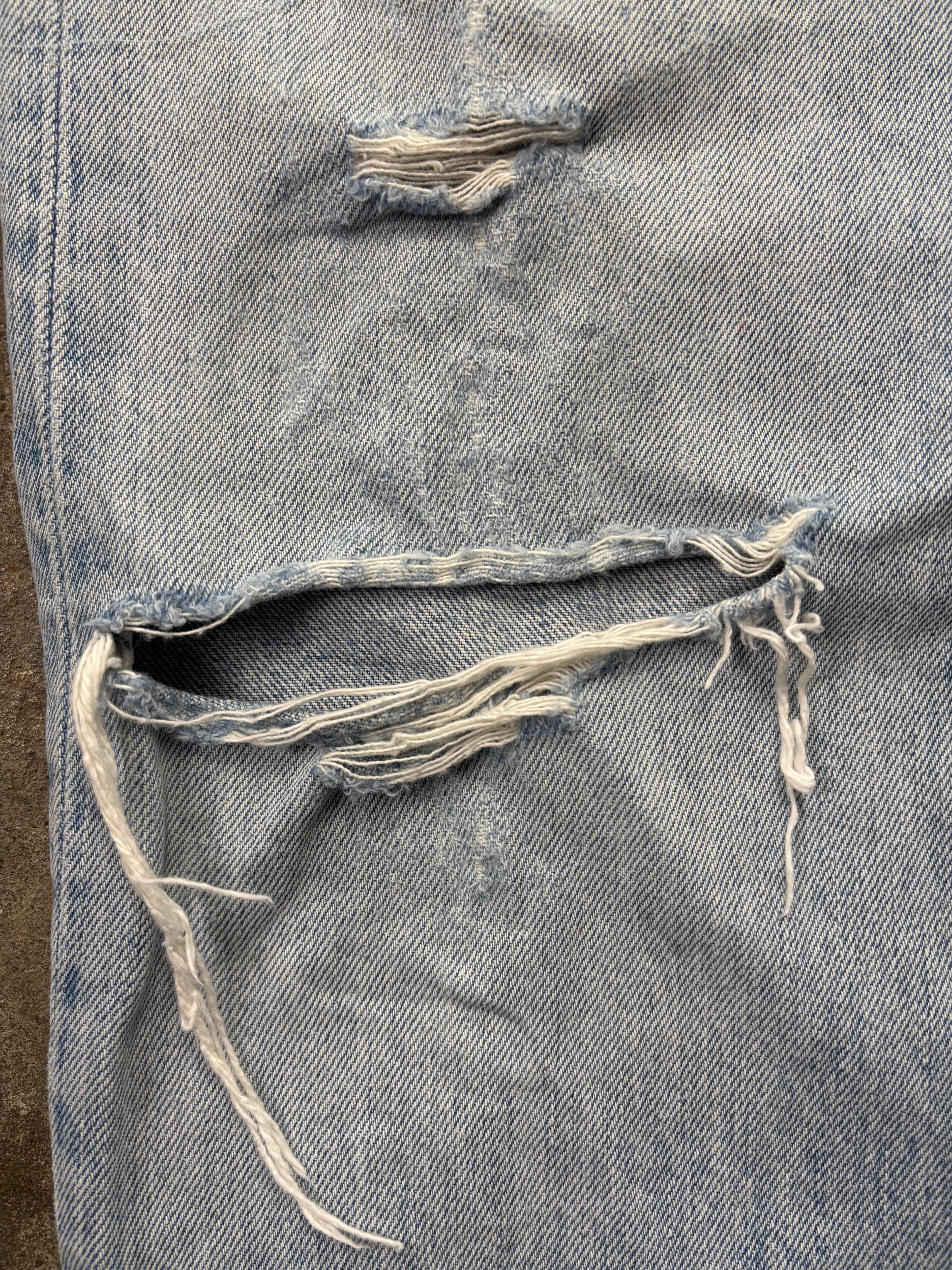 Vintage Distressed Levis 501 W 34 L 34