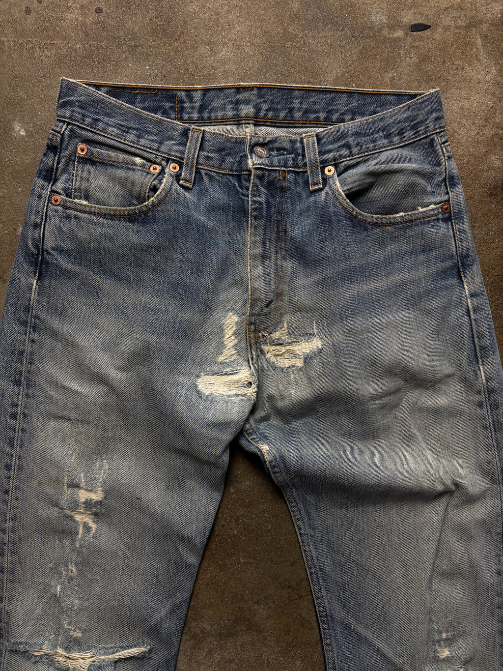 Vintage Distressed & Repaired Levis 505 W 31 L 34
