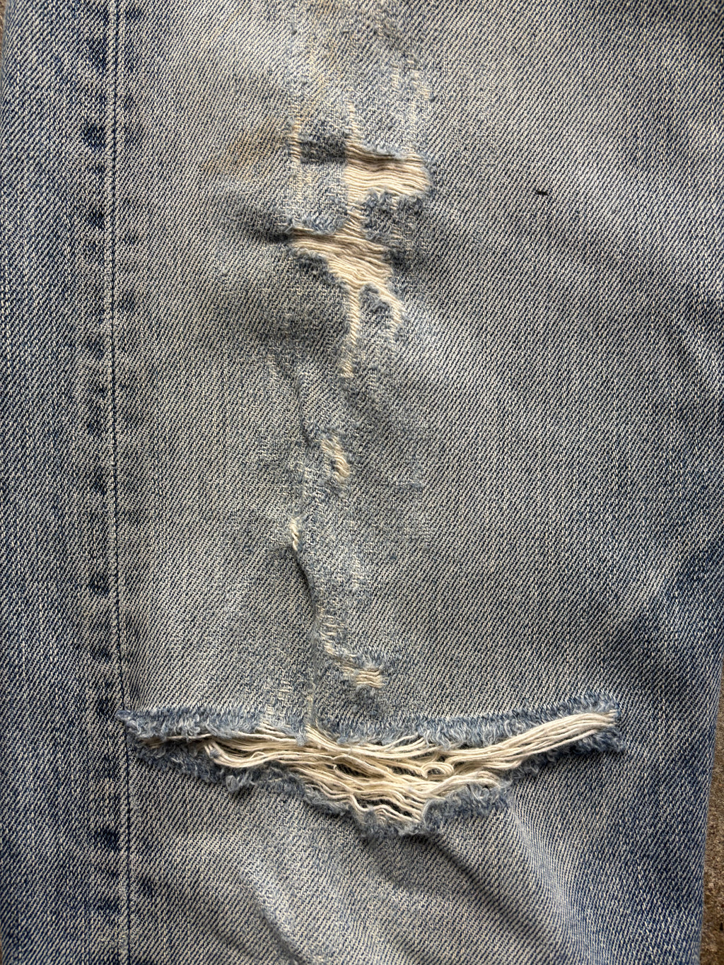 Vintage Distressed & Repaired Levis 505 W 31 L 34