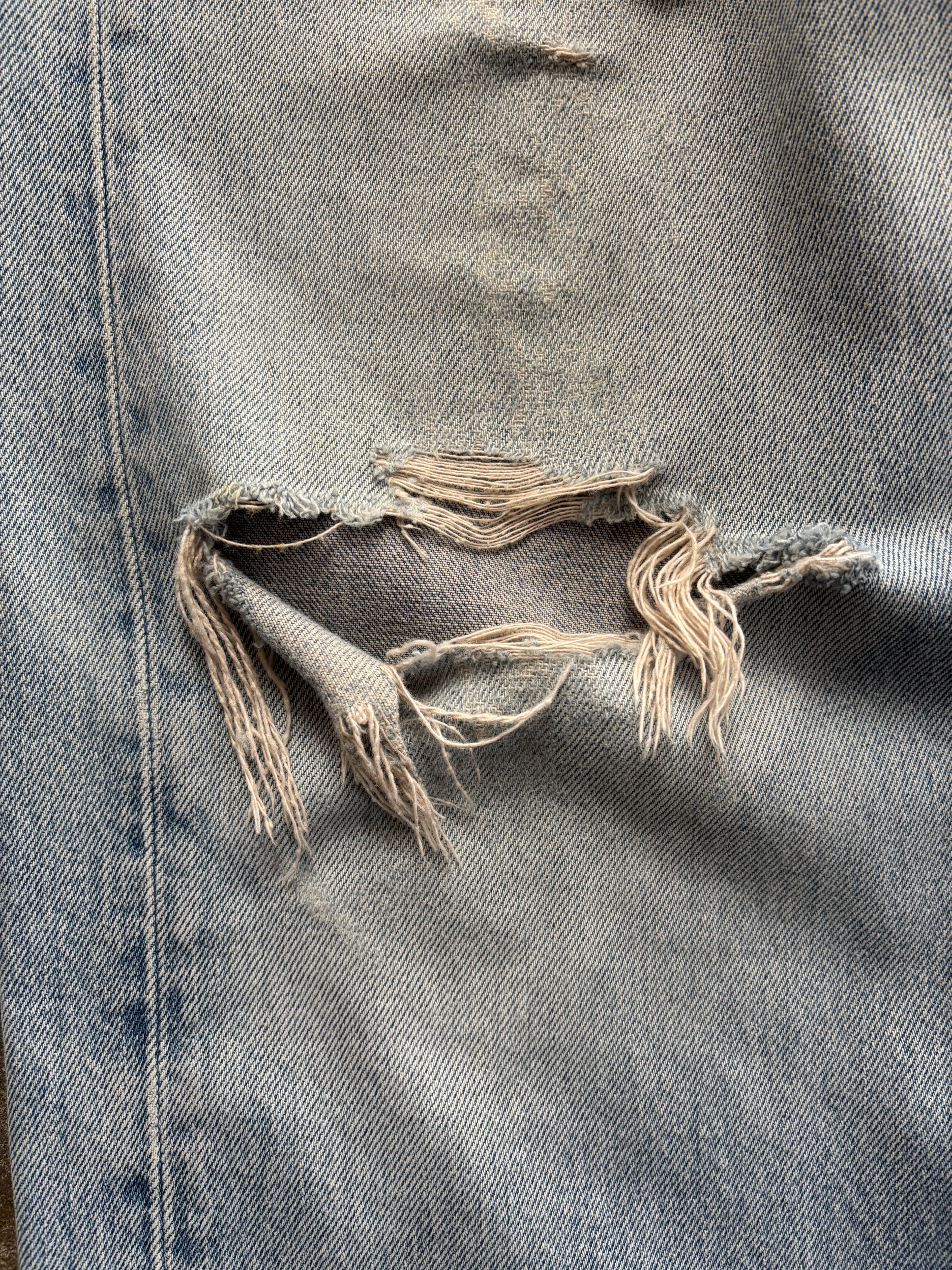 Vintage Distressed Levis 501 W 34 L 34