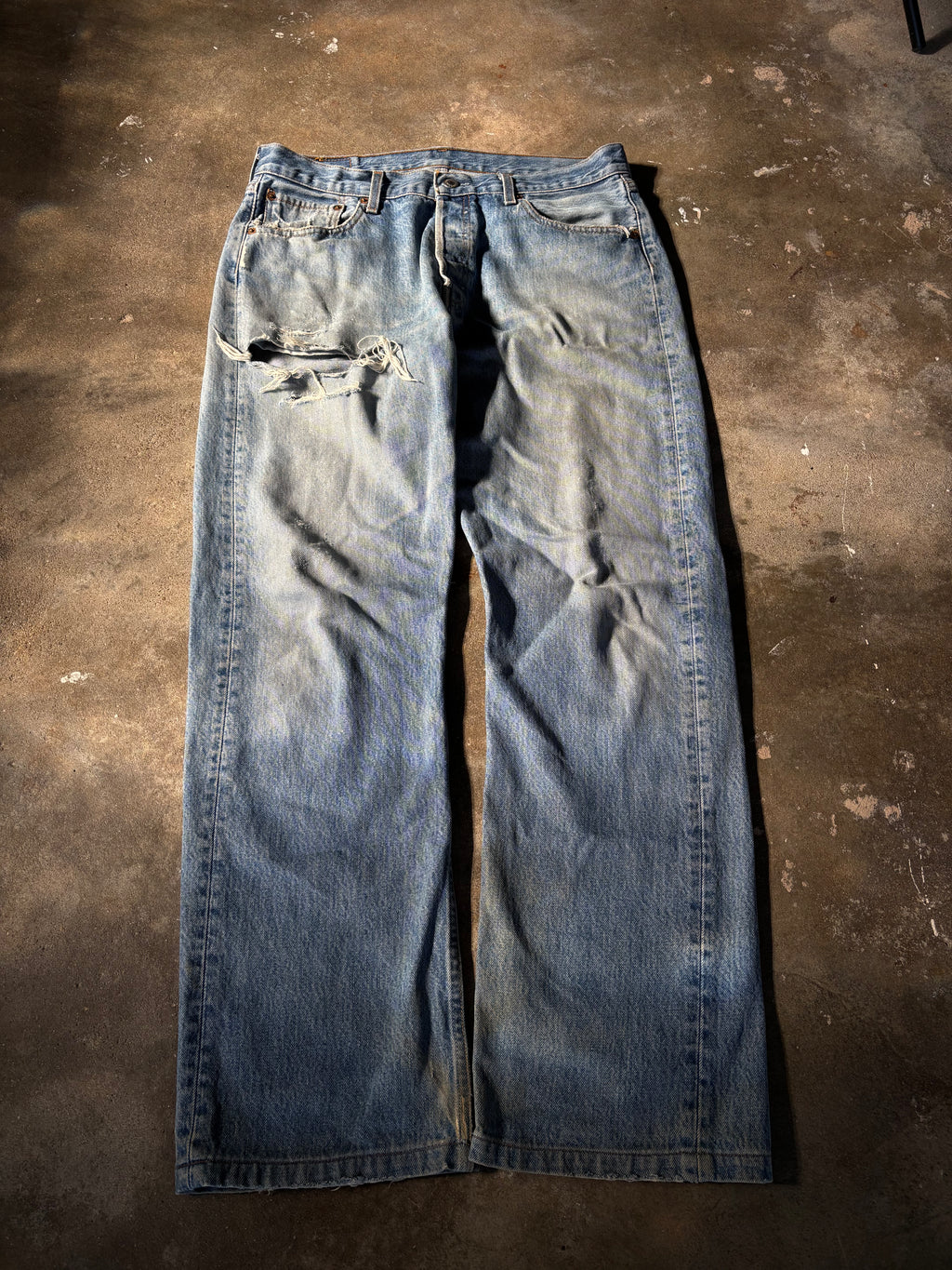 Vintage Distressed 501 W 34 L 34