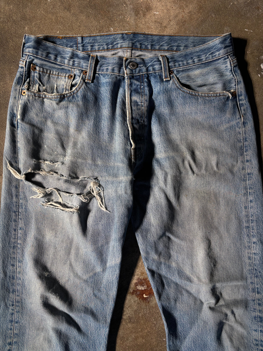 Vintage Distressed 501 W 34 L 34