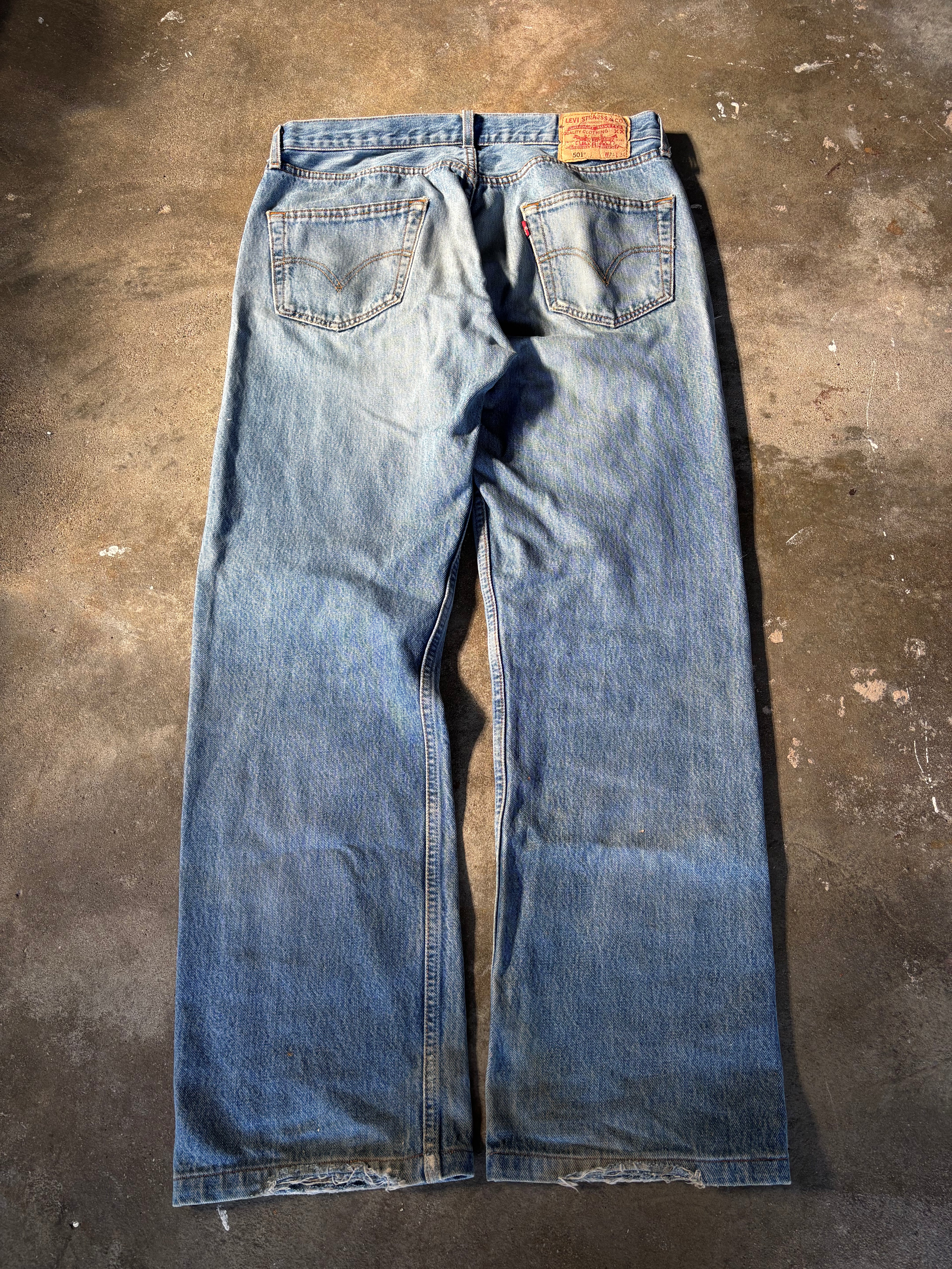 Vintage Distressed 501 W 34 L 34