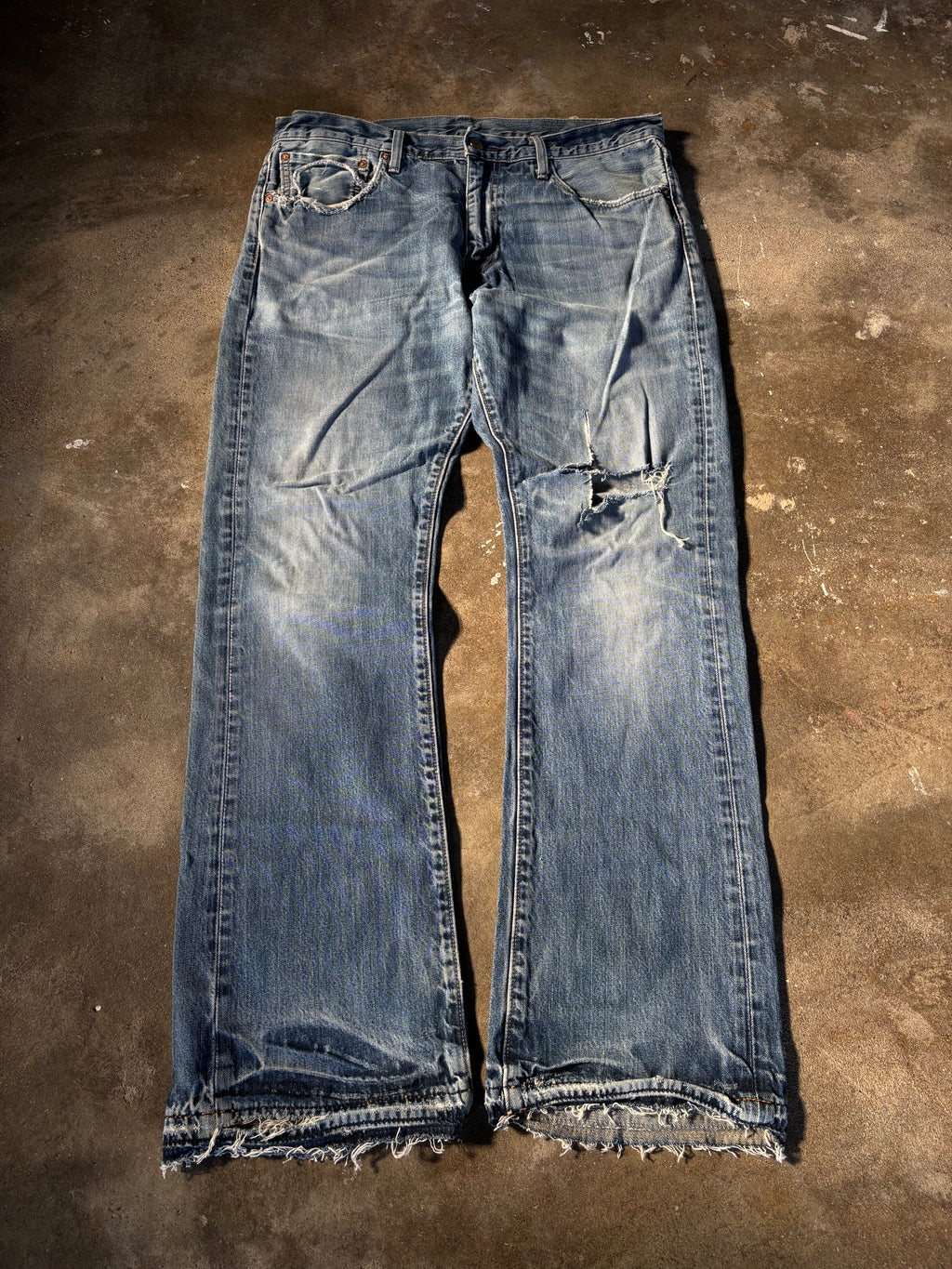 Vintage Distressed Levis 527 Bootcut W 36 L32