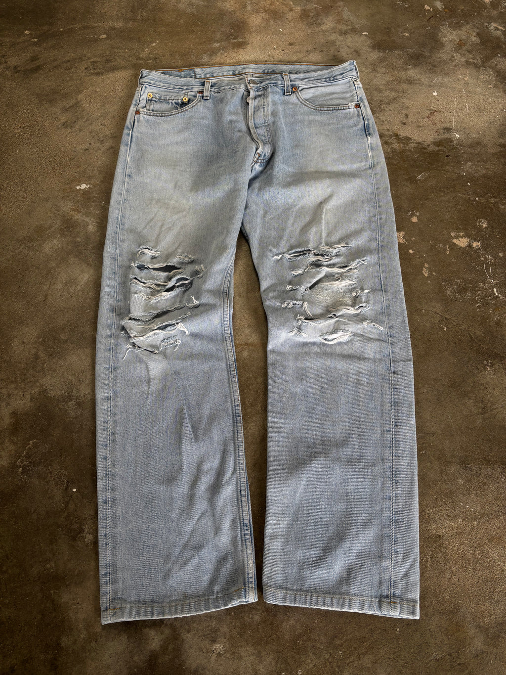 Vintage Distressed Levis 501 W 36 L 32