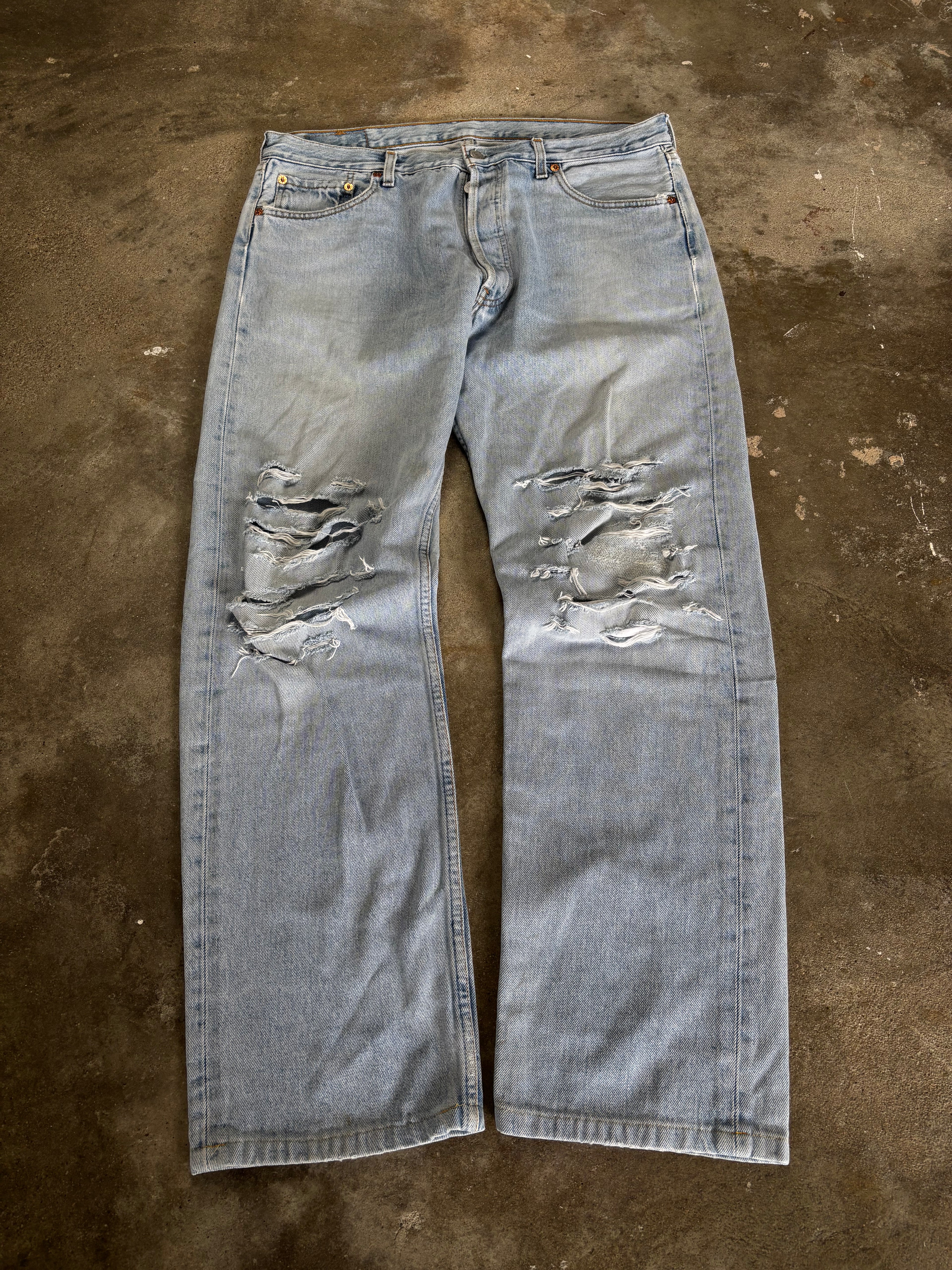 Vintage Distressed Levis 501 W 36 L 32